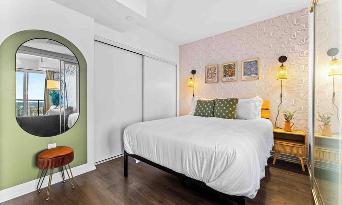 Garden District Condominio | TMU Ryerson | Eaton Centre | George Brown College