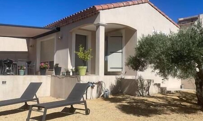 Aramon Villa | A completar