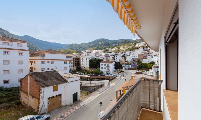 Tolox Casa | TOLOX 2 - Maravilloso apartamento con WiFi gratis.