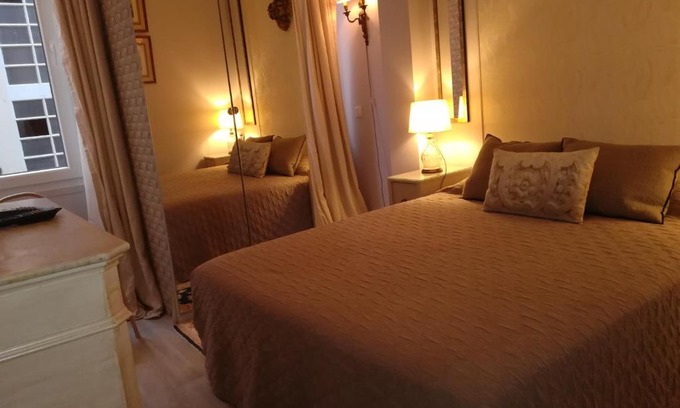 Santa Isabel Casa | Tomás House
