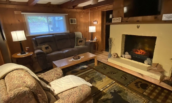Irons Cabina | Toma trail cozy cabin quiet Place to fish ride relax ☺️