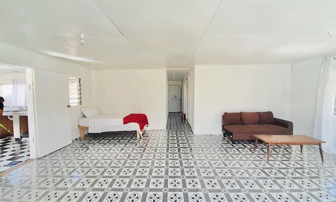 Fua'amotu Cabaña | Tonga Airport Cottage - Entire Place