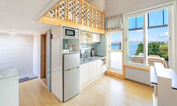 Asa Casa | Tongyeong Haimom Kids Poolvilla Black