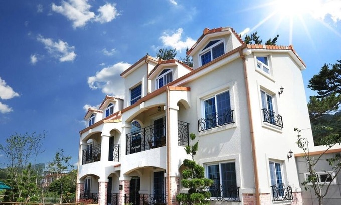 Sanyang-eup Condominio | Tongyeong Monami Pension