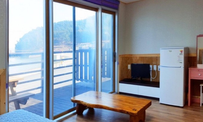Tongyeong Casa | Tongyeong Saryangdo Don Quixote Pension