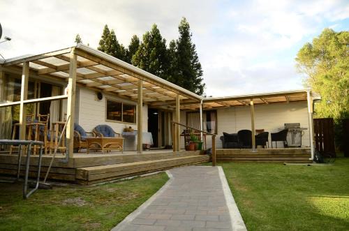 Te Rangiita Cama Y Desayuno | Tony's Lodge