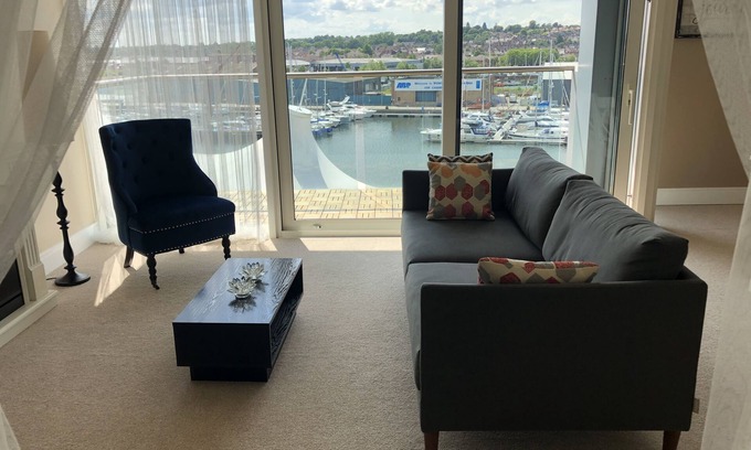 Ipswich Apartamento | Toothbrush Apartments Waterfront - Adults Only