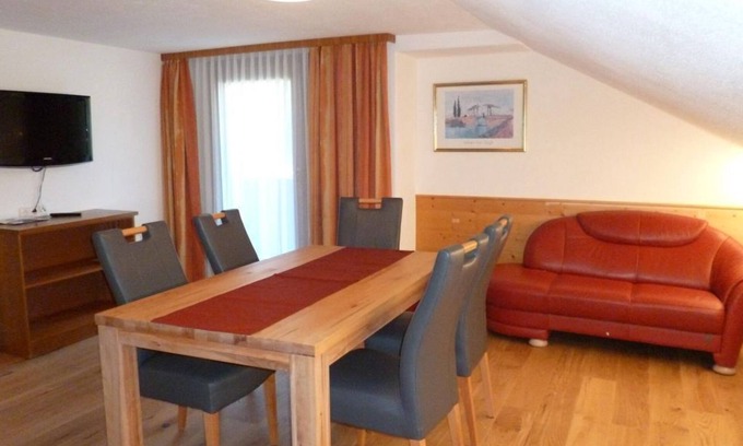 Klosterle Apartamento | TOP 6 with 2 bedrooms and balcony - Haus Christian