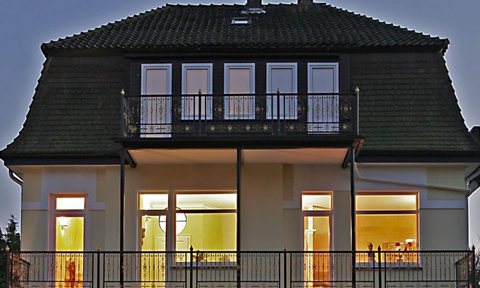 Bad Pyrmont Villa | Ubicación central superior, hasta 6 personas para sentirse bien, belleza y bienestar en la casa
