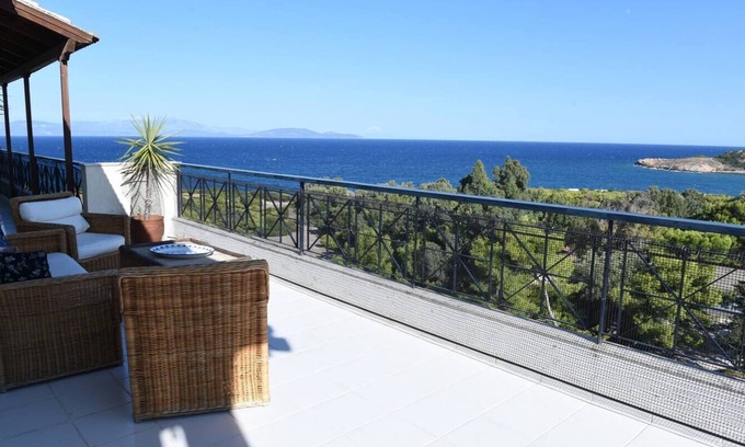 Rafina-Pikermi Apartamento | Top floor 3bed/2bath with stunning 360 view