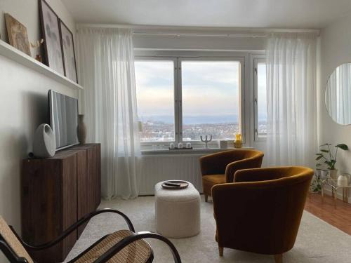 Pargas Apartamento | Top floor apt with stunning view