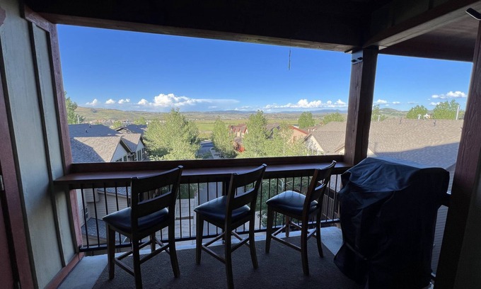 South Snyderville Basin Condominio | Top Floor Bear Hollow PC 2/2 Pool Jacuzzi Gym