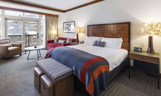 Stowe Area Apartamento | Top Floor Studio, North Wing, Lodge @ Spruce Peak