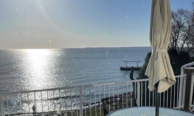 Put-in-Bay Condominio | Condominio en el último piso frente al mar