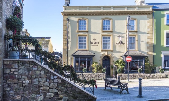 Narberth Hotel | Top Joe's Townhouse