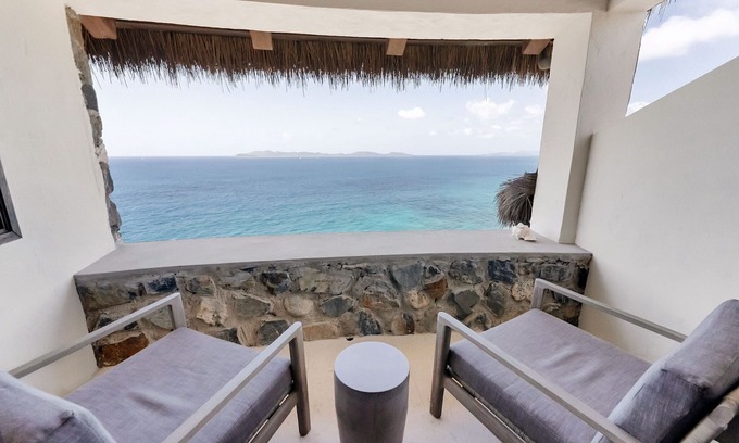 East End Apartamento | Top‑Level Sunrise View Suite in BVI