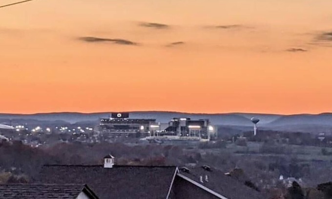 State College Casa | Top of Lemont - Minutes to Downtown State College and Penn State