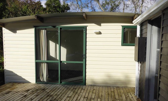 Tawharanui Casa | Top of the hill @ Campbells Beach, Tāwharanui Peninsula