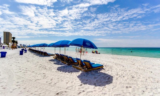 Panama City Beach Hotel | Top of the Gulf Experience