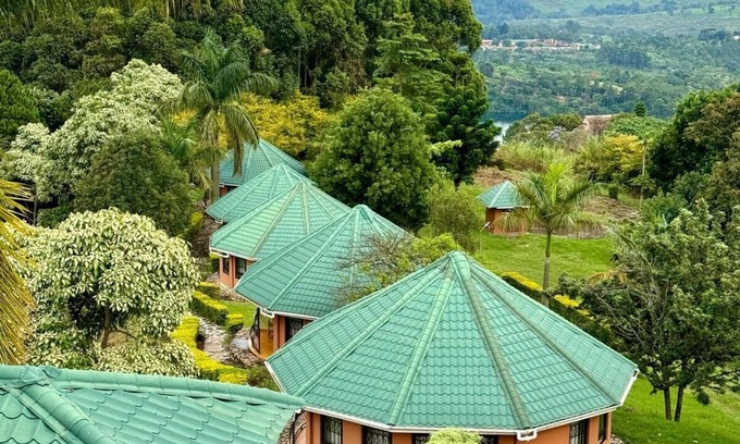 Fort Portal Cabina | Top of the World Lodges Fort Portal