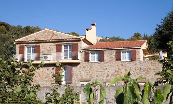 Alata Apartamento | TOP DE VILLA, TRANQUILO, ENTRE LA TIERRA Y EL MAR, a 10 minutos de AJACCIO