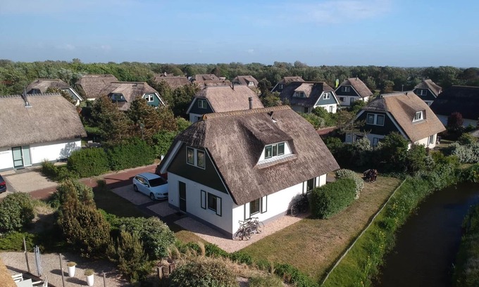 Julianadorp aan zee Villa | TOP villa junto al mar, chimenea, sauna, WIFI, camas recién hechas, incluida la limpieza final