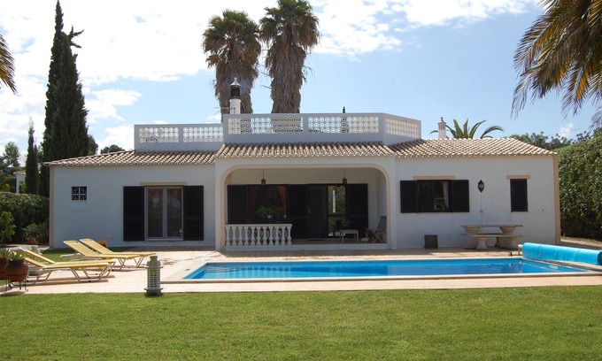 Montes de Alvor Villa | Villa superior a corta distancia de las famosas playas de Meia Praia.