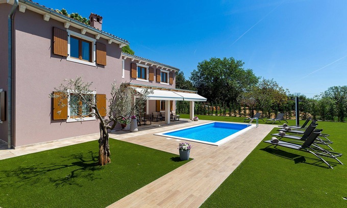 Tadini Casa | TOP ***** Villa Zaneta, piscina climatizada, WiFi, parrilla, WiFi gratis