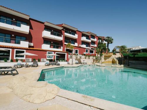 Areias de Sao Joao Apartamento | Topazio Vibe Beach Hotel & Apartments - Adults Friendly