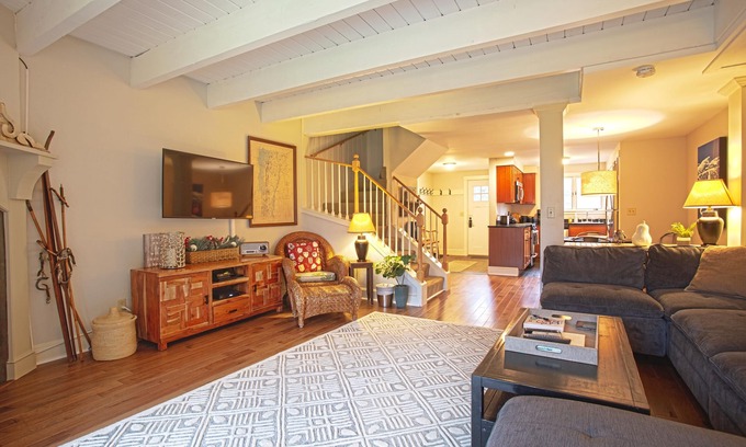 Stowe Area Condominio | Topnotch Resort; Privacidad, ya solo pasos del spa!