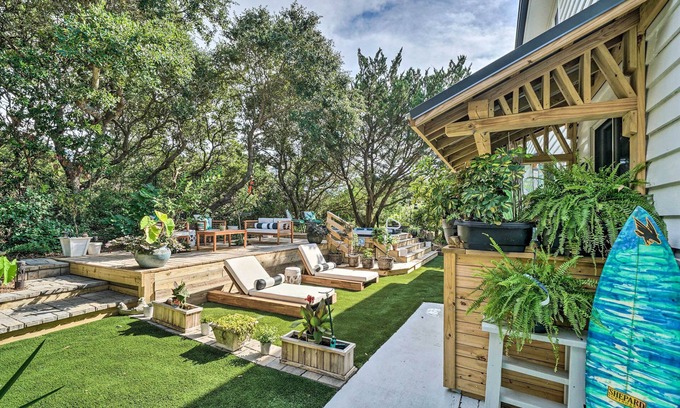 Topsail Beach Villa | Topsail Beach Villa: Outdoor Oasis w/ Hot Tub