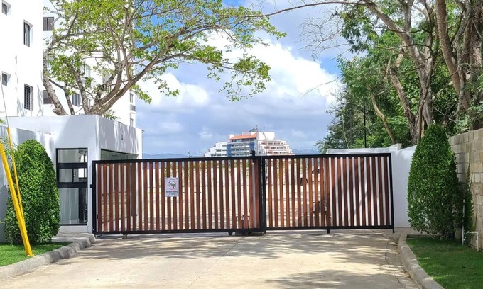 Santiago Province Apartamento | Torre de lujo con piscina y seguridad