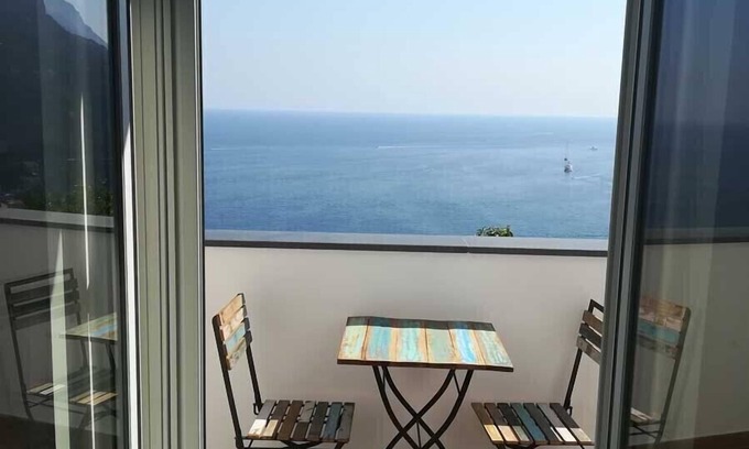 Minori Cama Y Desayuno | Torre Elisea