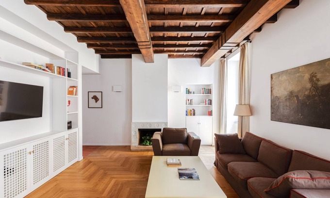 Rione V Ponte Apartamento | Navona - edificio histórico - apartamento característico con 3 dormitorios y 2 baños