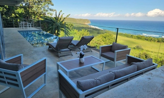 Coto Casa | Torremar Luxury Villa: A Luxurious Coastal Escape for Adults