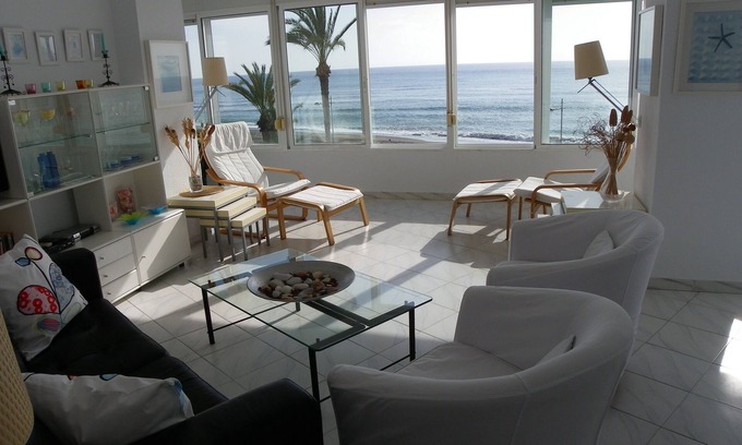 Torrox Costa Apartamento | Torrox Costa: Extraordinario Apartamento frontal al mar en 1ª línea de Playa