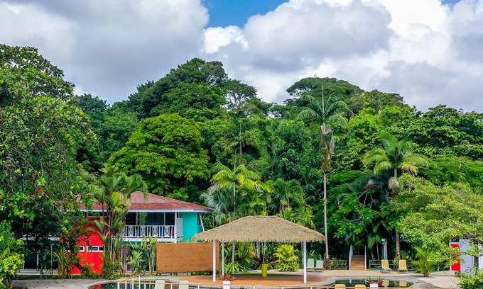 Tortuguero Complejo | Tortuga Lodge and Gardens