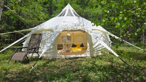 Mongolia Cama Y Desayuno | Tosontsengel Glamping Tents