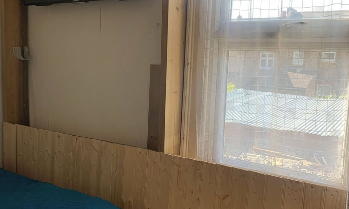 Tottenham Hale Apartamento | Tottenham Hale Station 3 BED Flat -sleeps 10 Ideal Shop & Sports Stadium Stays