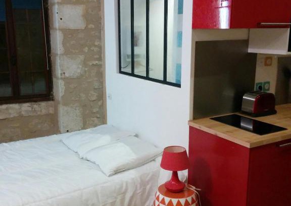 Chauvigny Apartamento | Tour Duguesclin