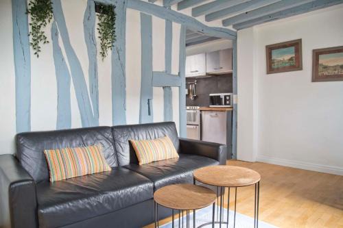 Arsenal Apartamento | Tour Eiffel view, Top Floor Apt Marais Vosges