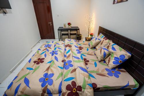 Mussafah Casa | tourist Peaceful Family Rooms Abu Dhabi ME11APT baith al jannah LLC