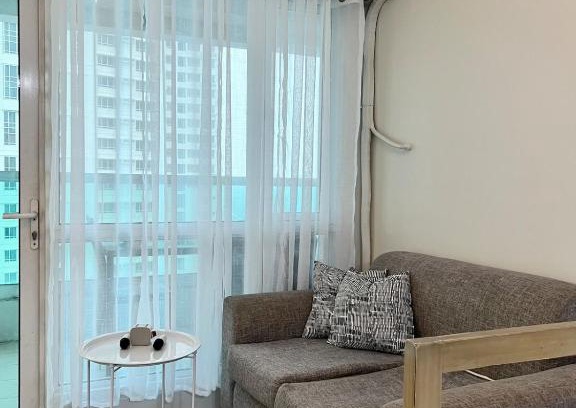 Pio del Pilar Apartamento | Tower 1 Rm 305 FREE Parking, FREE Pool, Balcony, 1Bedroom 4 beds