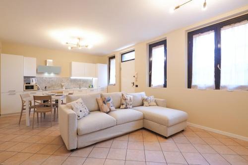Paratico Apartamento | Tower & Lake Holiday