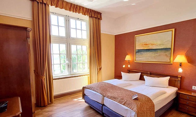 Muritz Otro | Tower suite castle lakeside - Seehotel Schloss Klink