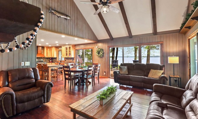St Germain Casa | Towering Pines - Hiller Vacation Homes - Casa Ejecutiva de Lost Lake - WIFI gratis