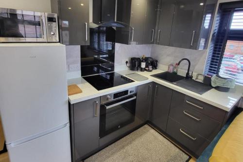 Newbury Apartamento | Town Centre Modern 1 Bed self-contained Apartment