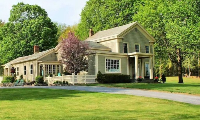 Saratoga Springs Otro | Town & Country Getaway: Pool Gardens Views 6 Acres