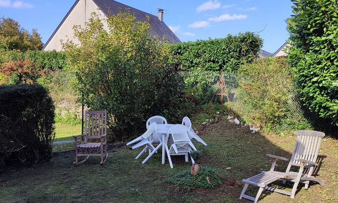Esvres Casa | Town house with garden - Near downtown and the Loire castles