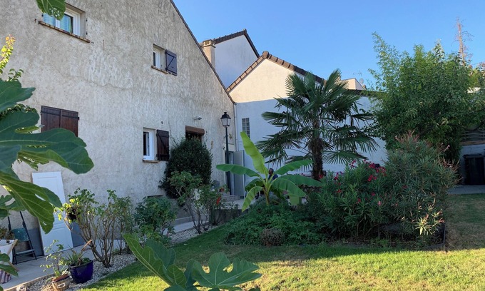 Argenteuil Casa | Town house with garden 30 minutes from Paris, ideal for groups/families.